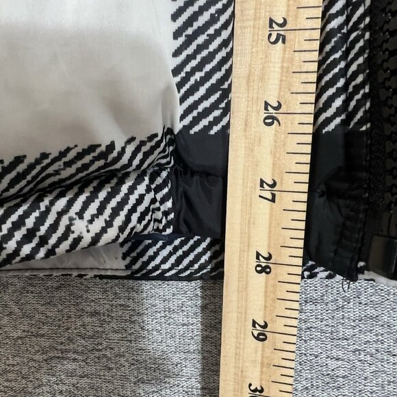 Tommy Hilfiger Puffer Jacket Men Size Large Pockets Outdoor - Picture 7 of 16